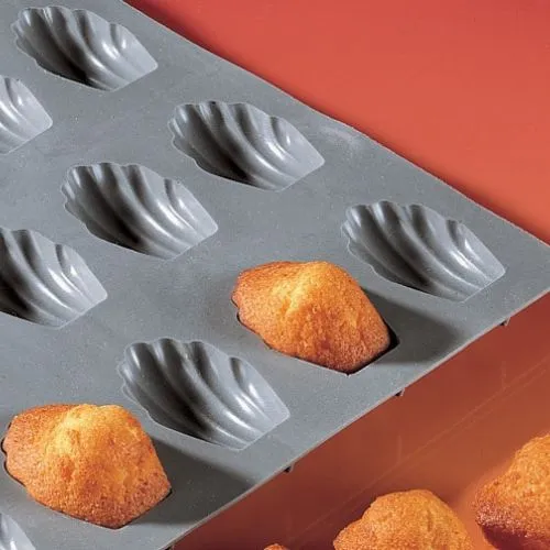 Moule en silicone 8 madeleines - DE BUYER