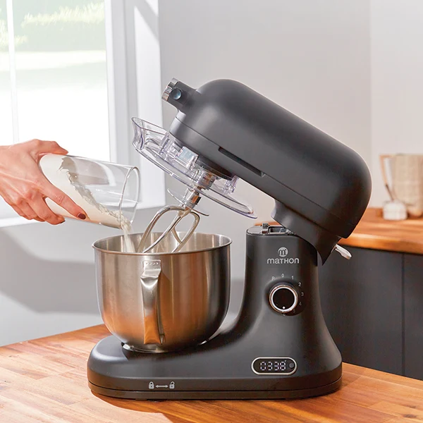 Lot robot pâtissier 5 L avec balance intégrée et kit tranchoir et râpes Mathon