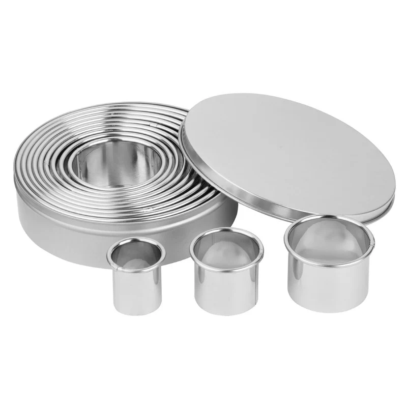 lot de 12 emporte-pièces ronds lisses en inox Vogue