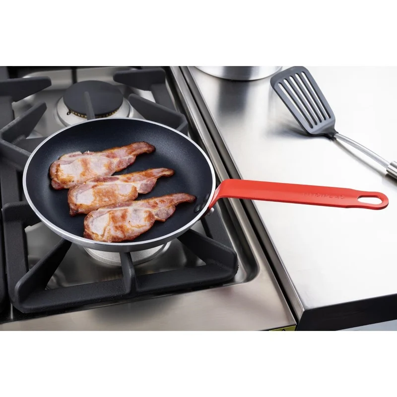 Poêle en aluminium antiadhésive Hygiplas Teflon Platinum Plus avec poignée rouge 24cm