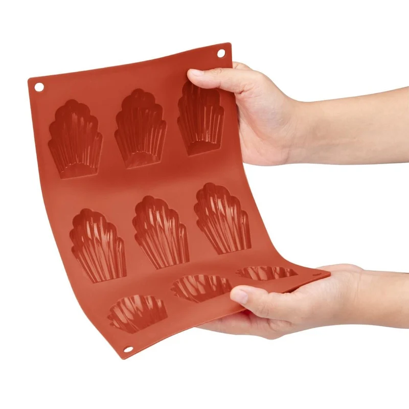 Plaque de 9 moules à madeleine en silicone Vogue