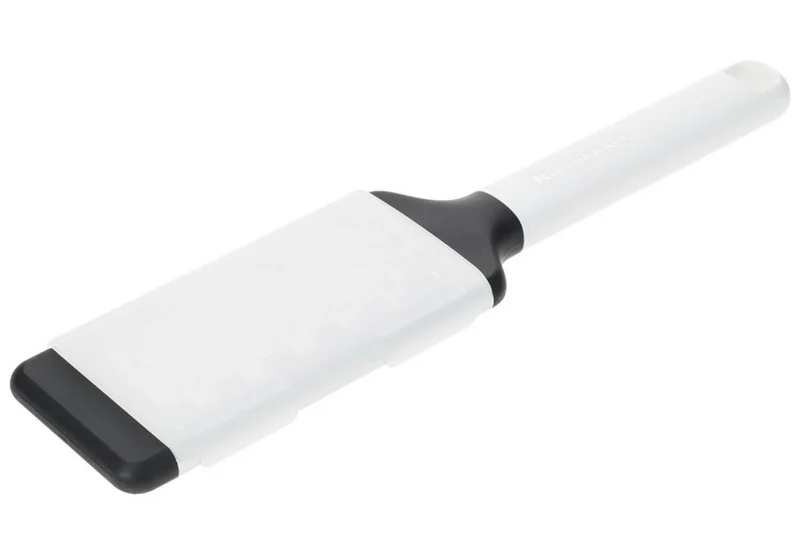Râpe à fromage Kitchen Aid en acier inoxydable blanc porcelaine