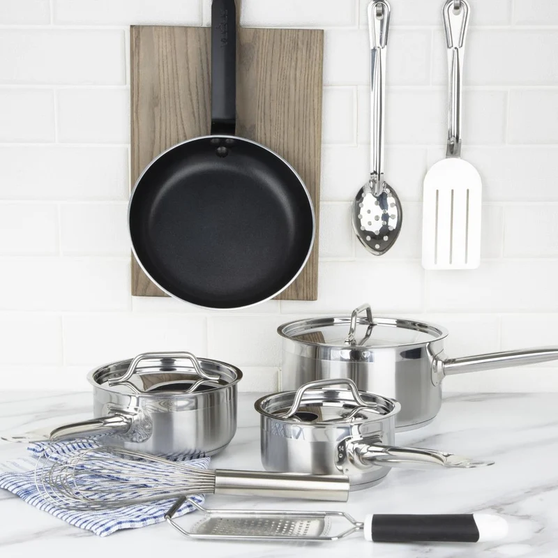Ensemble 4 pièces casseroles avec couvercles et poêle Nisbets Essentials Cook Like A Pro