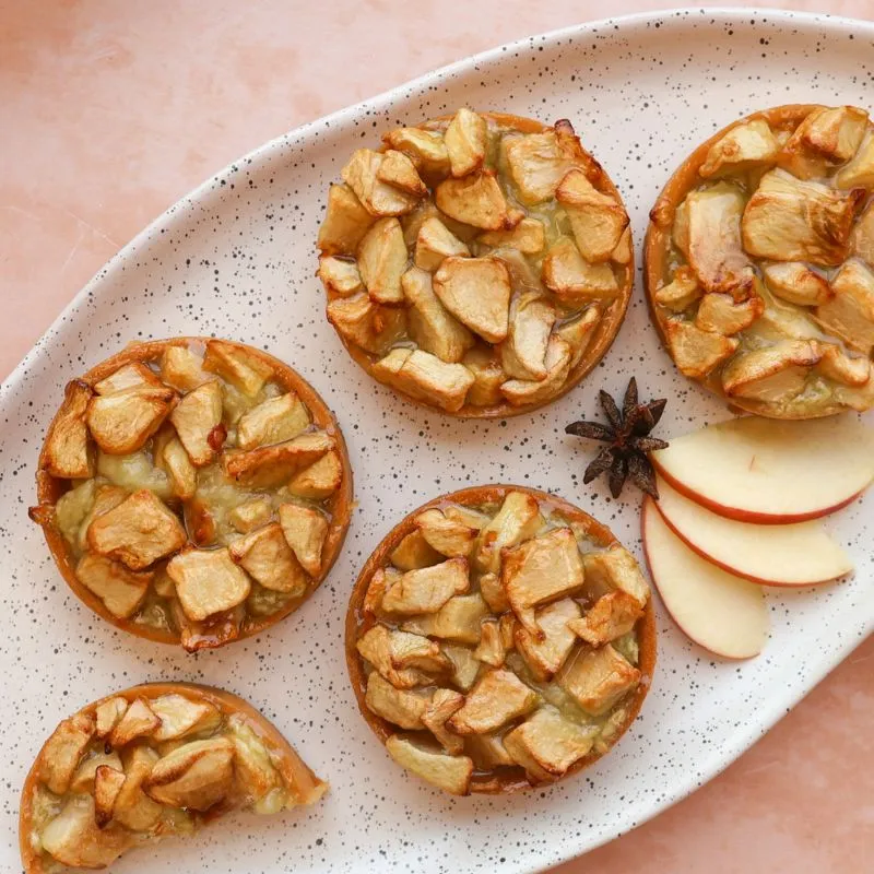 5 Tartelettes aux pommes