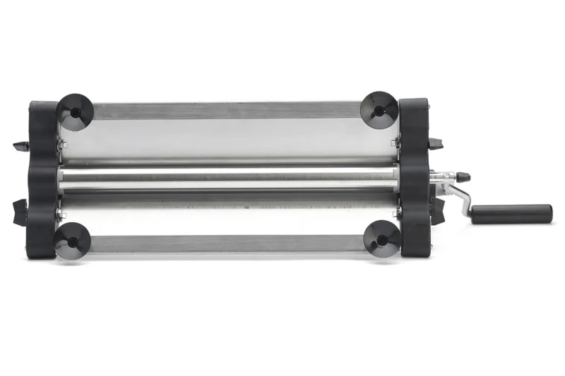 Laminoir multipâte De Buyer PRO en inox et polyamide