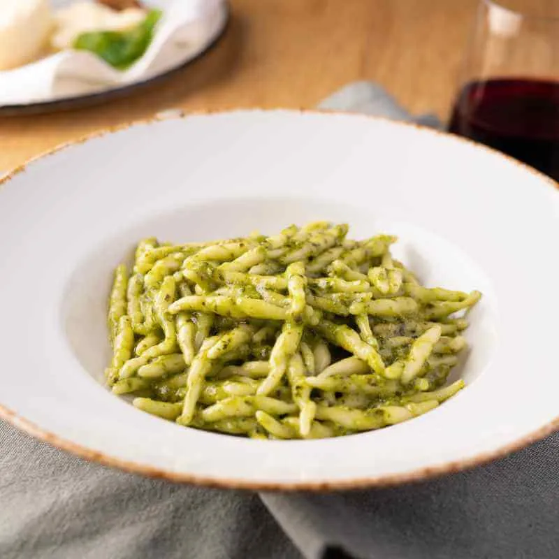 Strigoli au pesto