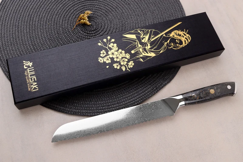 Couteau à pain Wusaki Sakin Damas 10Cr 20cm manche en fibre de carbone et feuille d'or