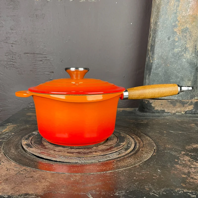 Saucier en fonte
