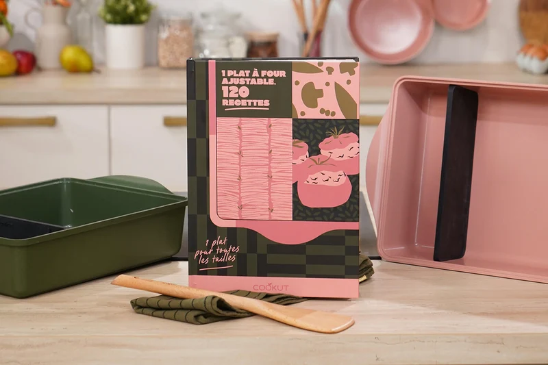 Livre de 120 recettes faciles Cookut L'incroyable plat à four ajustable