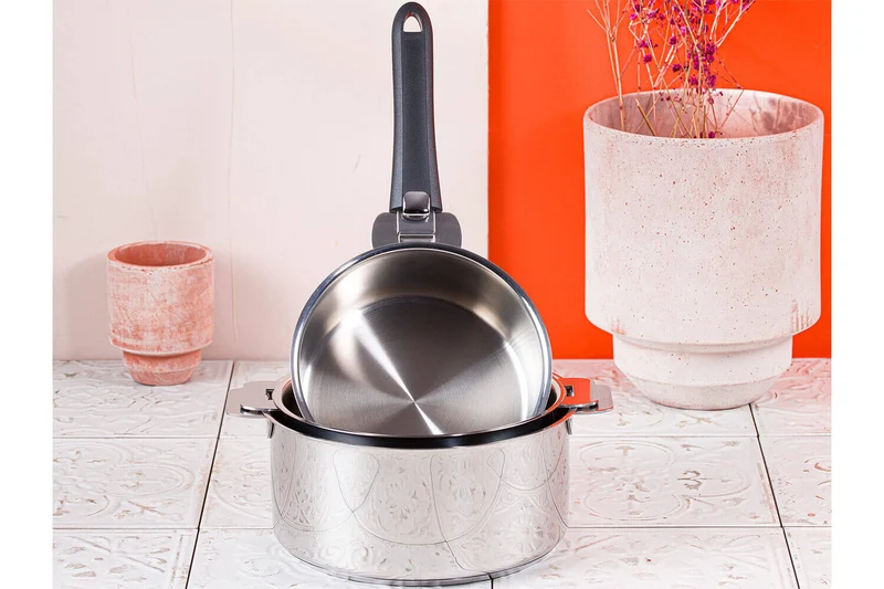 Set de 3 casseroles Cristel Mutine Amovible en inox 16 à 20cm - Poignée couleur incluse