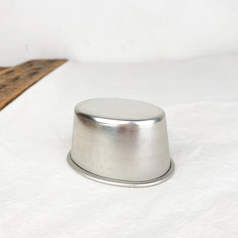 Moule à aspic ovale en fer blanc