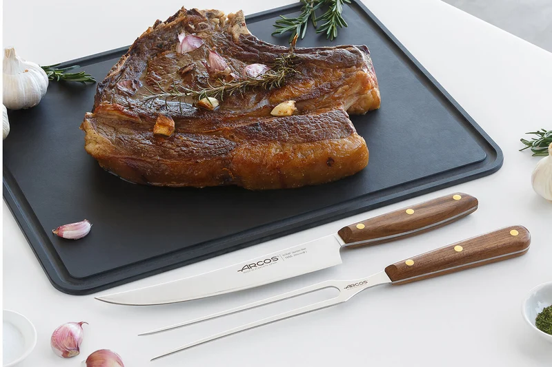 Coffret spécial barbecue Arcos Nordika fouchette + couteau à découper