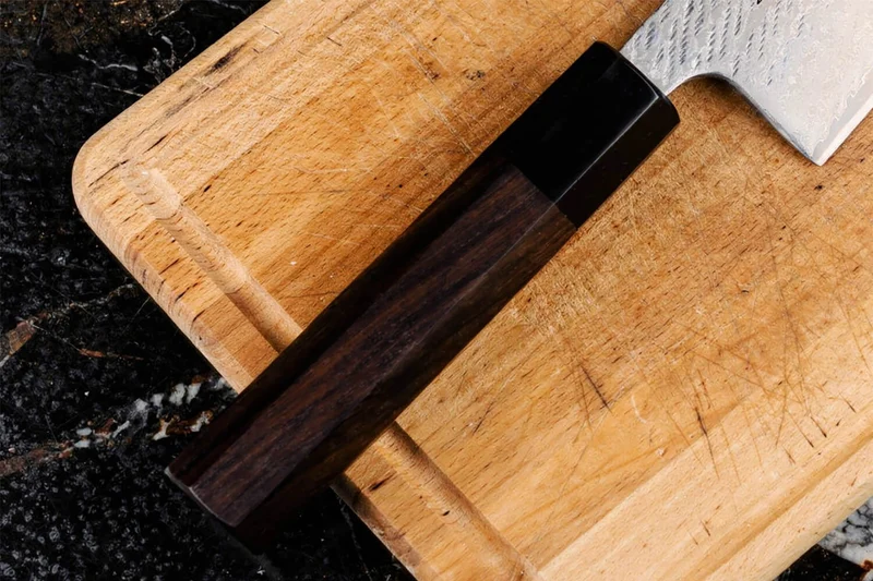 Couteau de chef 21cm japonais artisanal Wusaki Kuronawa G3 damas