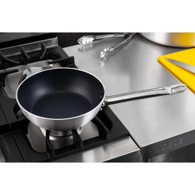 Sauteuse aluminium antiadhésive induction Vogue Teflon Platinum Plus 240mm