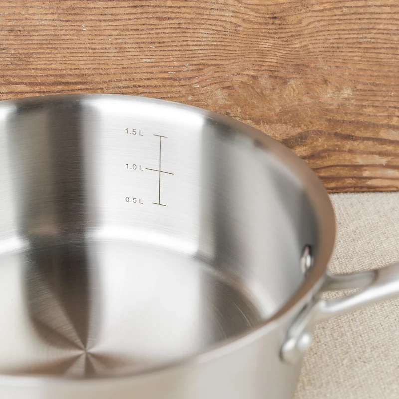 Casserole tricouche en inox
