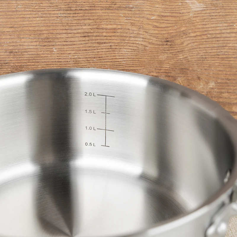 Casserole tricouche en inox