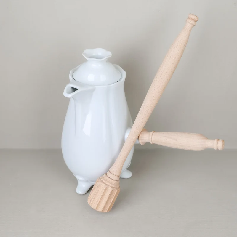 Chocolatière en porcelaine
