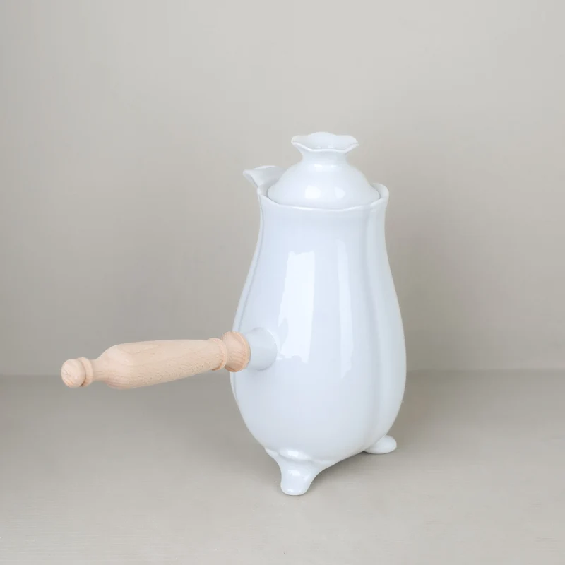 Chocolatière en porcelaine
