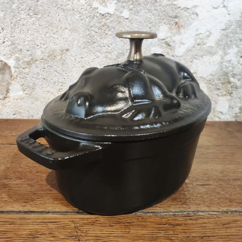 Cocotte en fonte cochonnet