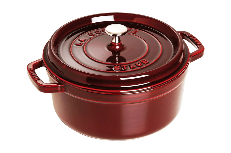 Cocotte Staub ronde en fonte émaillée grenadine