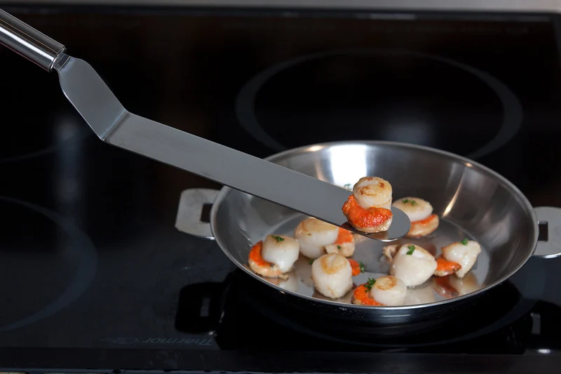 Spatule coudée Cristel POC en acier inoxydable
