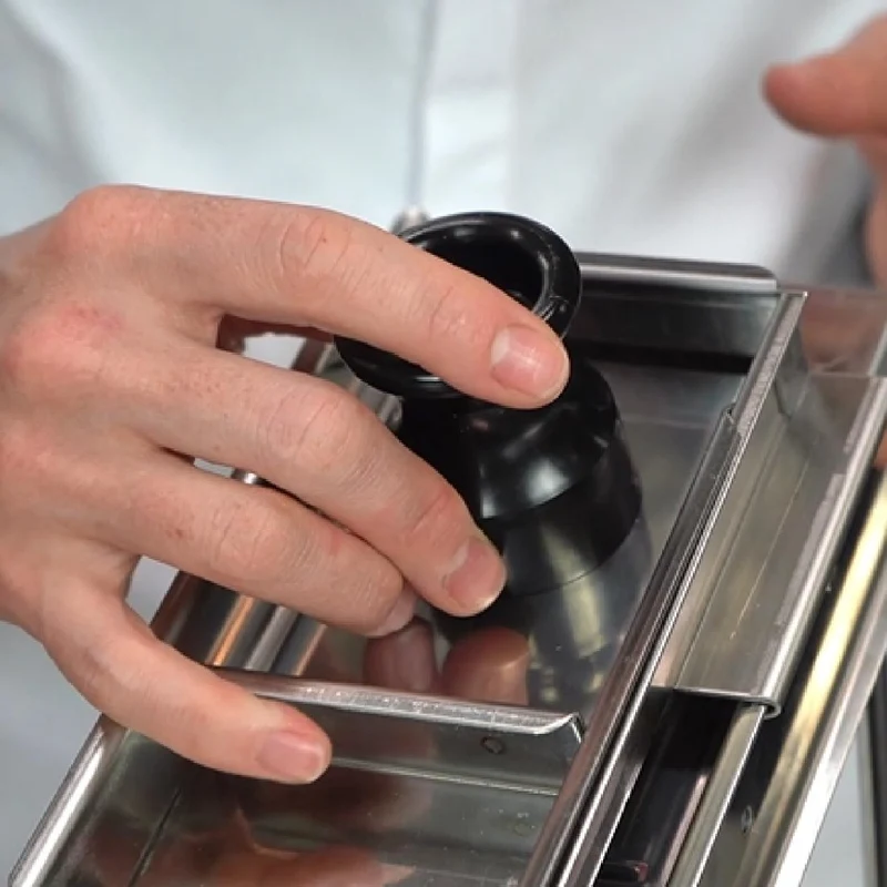 Poussoir de sécurité pour mandoline Bron