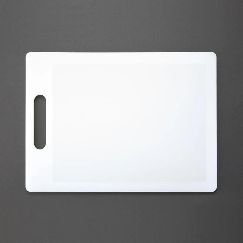 Planche à découper en polypropylène blanche Nisbets Essentials