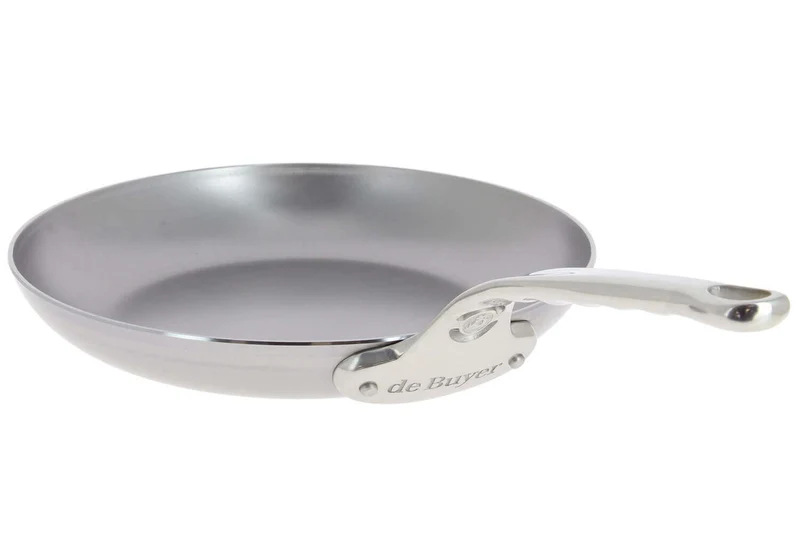 Poêle à omelette De Buyer Mineral B Pro 28cm en acier et poignée en fonte d'inox