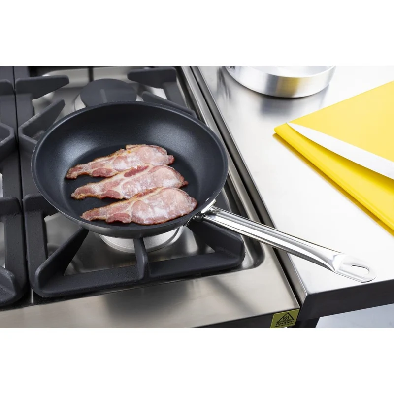 Poêle antiadhésive en inox Vogue Téflon Platinum Plus 240 mm