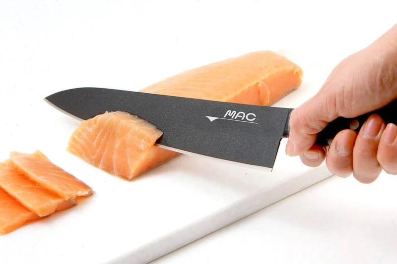 Couteau de chef japonais MAC Black 21.5cm