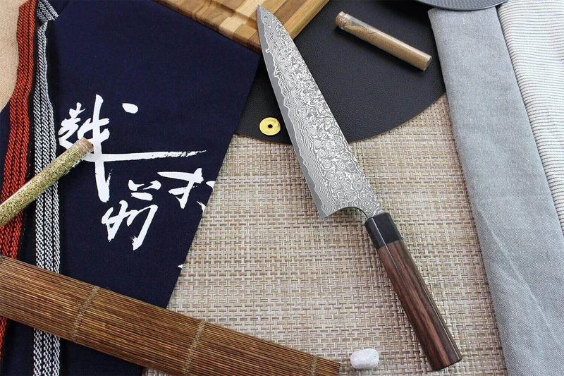 Couteau de chef japonais artisanal Masakage Kumo 27cm damas 63 couches