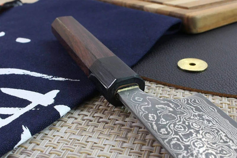 Couteau de chef japonais artisanal Masakage Kumo 27cm damas 63 couches