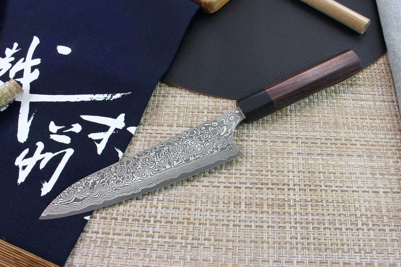 Couteau de chef japonais artisanal Masakage Kumo 18cm damas 63 couches
