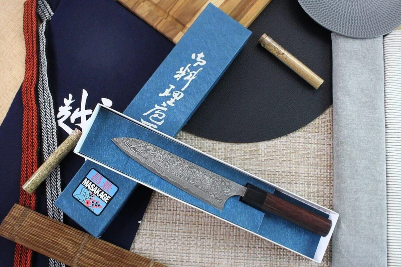 Couteau de chef japonais artisanal Masakage Kumo 18cm damas 63 couches