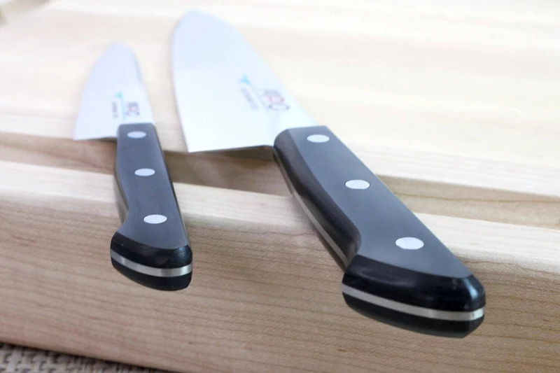 Coffret 2 couteaux japonais MAC Chef : Universel + Chef