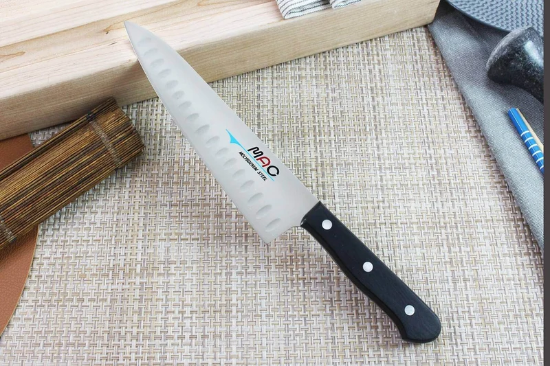 Couteau de chef japonais MAC Chef lame alvéolée 20cm