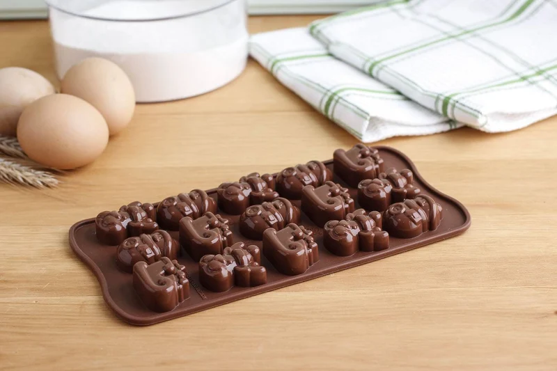 Moule à chocolat silicone Silikomart Easy Choc spécial Noël 214X106 mm