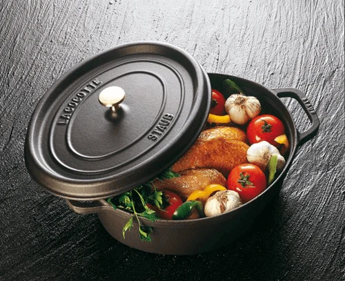 Cocotte ronde en fonte émaillée STAUB noir mat