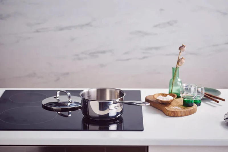 Casserole Beka Maestro 16cm en acier inoxydable 18/10 2 becs verseurs + couvercle