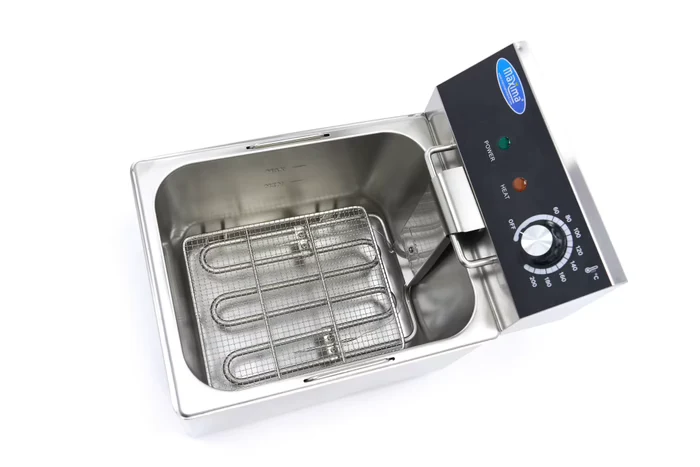 Friteuse - 8 L - 1 panier - jusqu'à 1,4 kg de frites