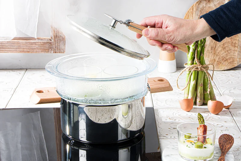 Cuit vapeur en verre Cristel avec couvercle