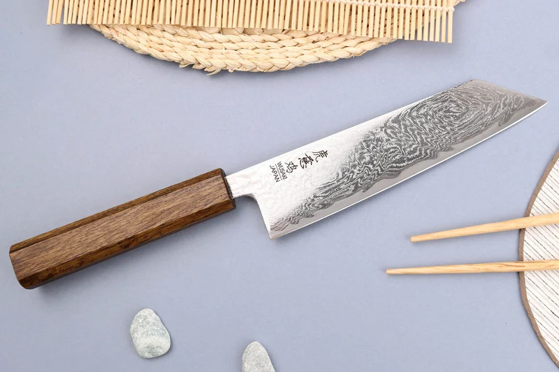 Couteau bunka japonais artisanal Wusaki Unagi AUS10 damas 17,5cm manche chêne